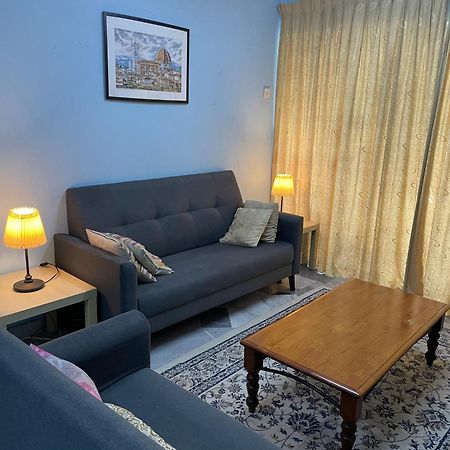 Subang Ville Ehsan Apartment Kampong Baharu Sungai Way Esterno foto