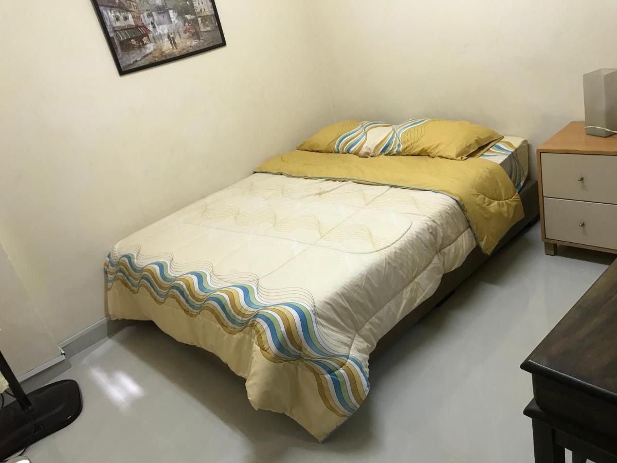 Subang Ville Ehsan Apartment Kampong Baharu Sungai Way Esterno foto